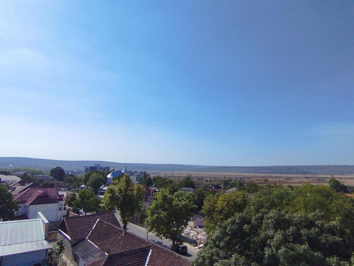 Ecodor Hotell Orhei Exteriör bild