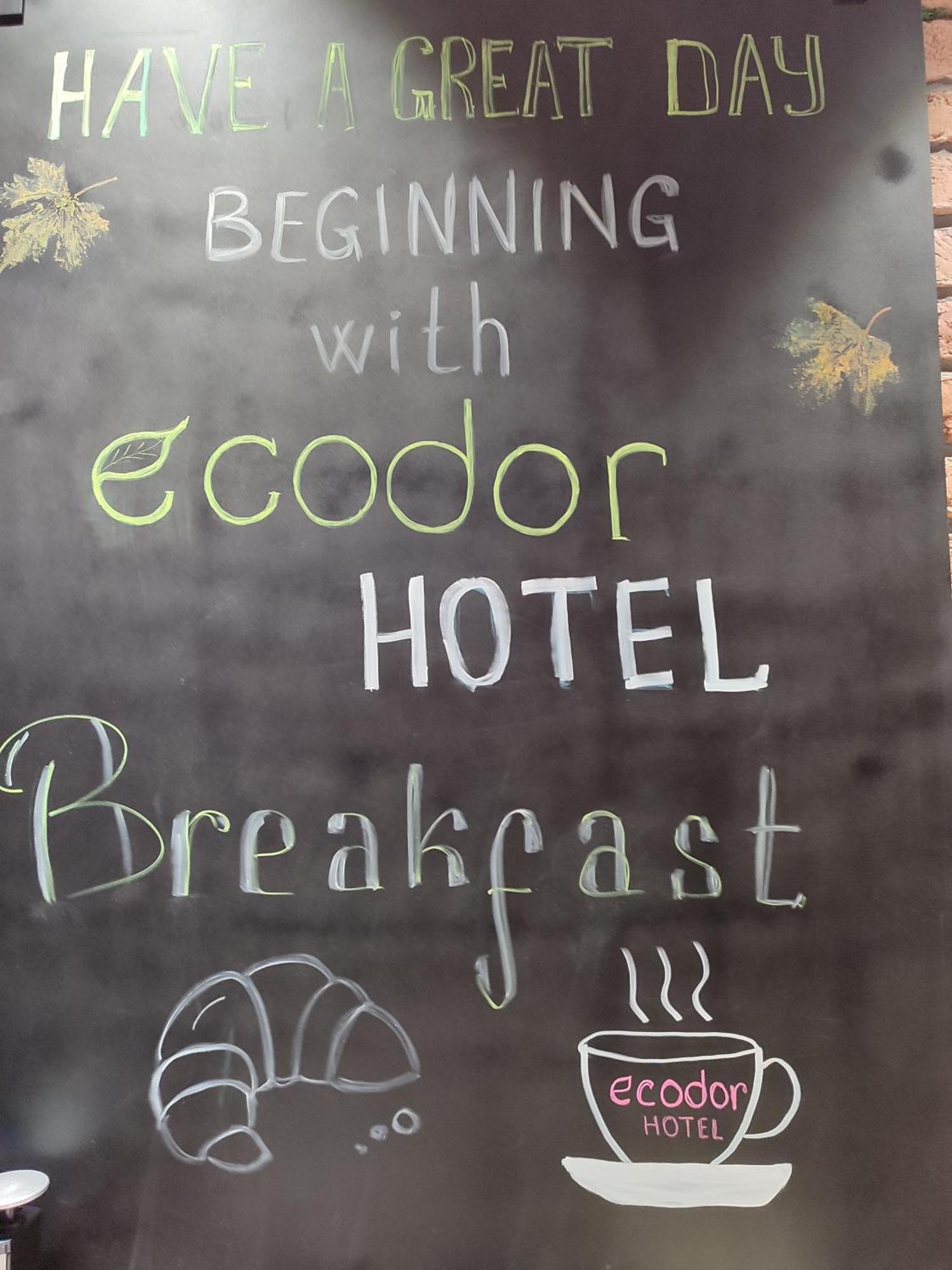 Ecodor Hotell Orhei Exteriör bild